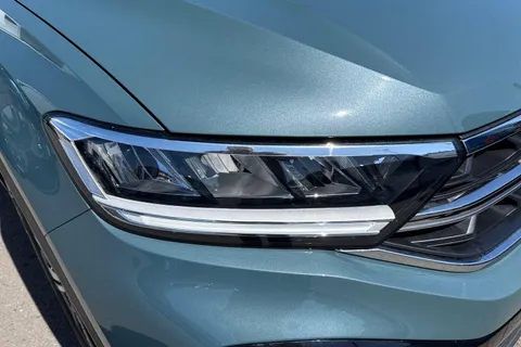 CY25BVX Volkswagen T-Roc 2.0 TDI 150 EVO R-Line 5dr DSG ⭐18' Nevada Alloys⭐ Thumbnail #85