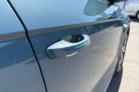 CY25BVX Volkswagen T-Roc 2.0 TDI 150 EVO R-Line 5dr DSG ⭐18' Nevada Alloys⭐ Thumbnail #87