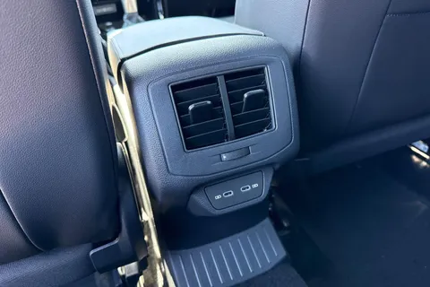 CY25BVX Volkswagen T-Roc 2.0 TDI 150 EVO R-Line 5dr DSG ⭐18' Nevada Alloys⭐ Thumbnail #95