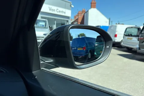 CY25BVX Volkswagen T-Roc 2.0 TDI 150 EVO R-Line 5dr DSG ⭐18' Nevada Alloys⭐ Thumbnail #98