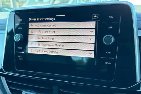 CY25BVX Volkswagen T-Roc 2.0 TDI 150 EVO R-Line 5dr DSG ⭐18' Nevada Alloys⭐ Thumbnail #113