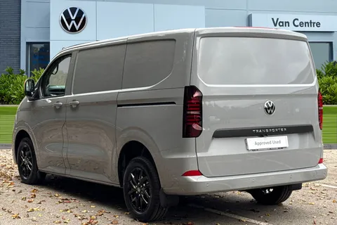 PN75NFG Volkswagen Transporter T32 Panel Van Commerce Pro SWB 170 PS 2.0 TDI 8sp Automatic Thumbnail #2