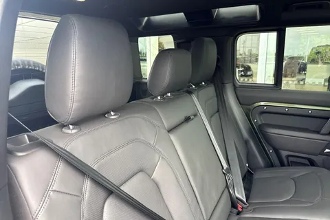  Land Rover Defender 110 3.0 D250 MHEV X-Dynamic HSE Auto 4WD Euro 6 (s/s) 5dr Thumbnail #13