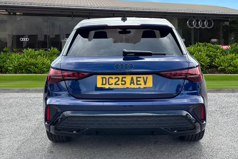 DC25AEV Audi A3 Black Edition 35 TFSI 150 PS S tronic Thumbnail #5