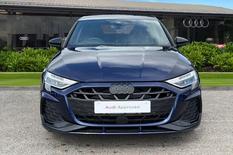 DC25AEV Audi A3 Black Edition 35 TFSI 150 PS S tronic Thumbnail #6