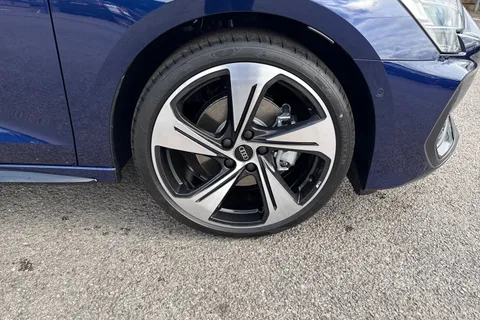 DC25AEV Audi A3 Black Edition 35 TFSI 150 PS S tronic Thumbnail #10