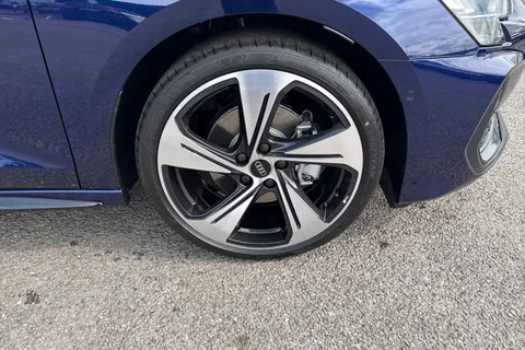 DC25AEV Audi A3 Black Edition 35 TFSI 150 PS S tronic Thumbnail #12