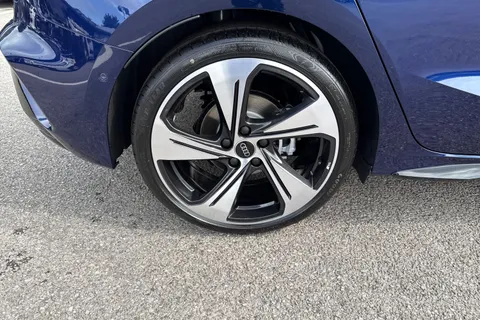 DC25AEV Audi A3 Black Edition 35 TFSI 150 PS S tronic Thumbnail #13