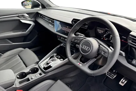 DC25AEV Audi A3 Black Edition 35 TFSI 150 PS S tronic Thumbnail #14