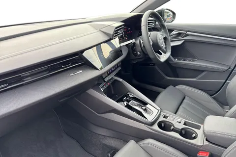 DC25AEV Audi A3 Black Edition 35 TFSI 150 PS S tronic Thumbnail #15