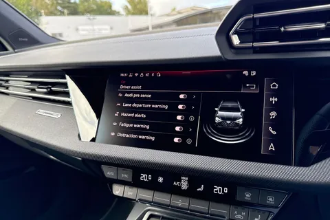 DC25AEV Audi A3 Black Edition 35 TFSI 150 PS S tronic Thumbnail #46