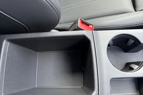 DC25AEV Audi A3 Black Edition 35 TFSI 150 PS S tronic Thumbnail #54