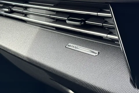 DC25AEV Audi A3 Black Edition 35 TFSI 150 PS S tronic Thumbnail #55