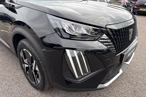 24 of 67 for PEUGEOT e-2008 54kWh Allure SUV 5dr Electric Auto (7kW Charger) (156 ps)