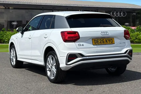 DE25KYO Audi Q2 S line 30 TFSI  116 PS 6-speed Thumbnail #3