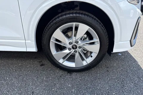 DE25KYO Audi Q2 S line 30 TFSI  116 PS 6-speed Thumbnail #12