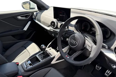 DE25KYO Audi Q2 S line 30 TFSI  116 PS 6-speed Thumbnail #14