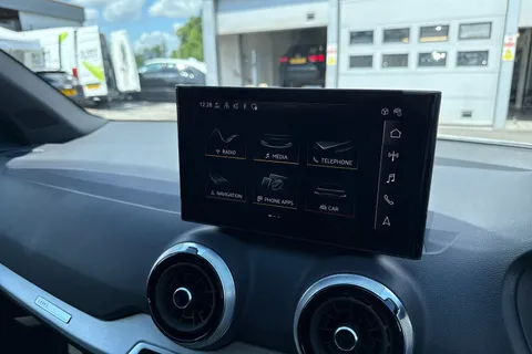 DE25KYO Audi Q2 S line 30 TFSI  116 PS 6-speed Thumbnail #31