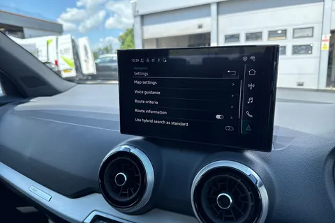 DE25KYO Audi Q2 S line 30 TFSI  116 PS 6-speed Thumbnail #38