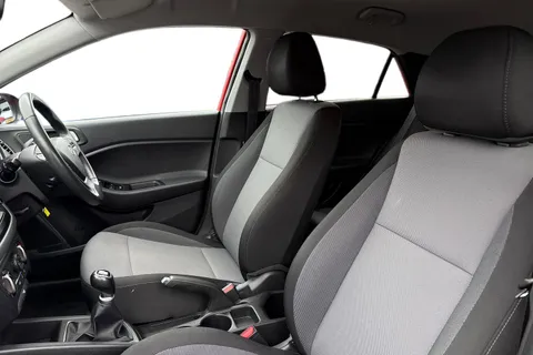 DX69ZNR Hyundai I20 1.2 Play Euro 6 (s/s) 5dr Thumbnail #11