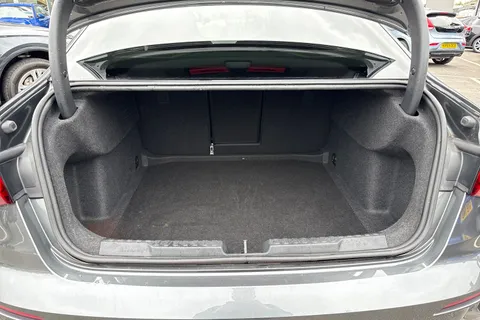 BT23ZWZ Audi A3 1.5 TFSI 35 S line S Tronic Euro 6 (s/s) 4dr Thumbnail #10