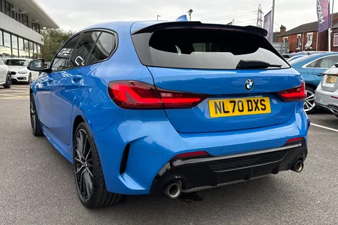 NL70DXS BMW 1 Series 1.5 118i M Sport Euro 6 (s/s) 5dr Thumbnail #17