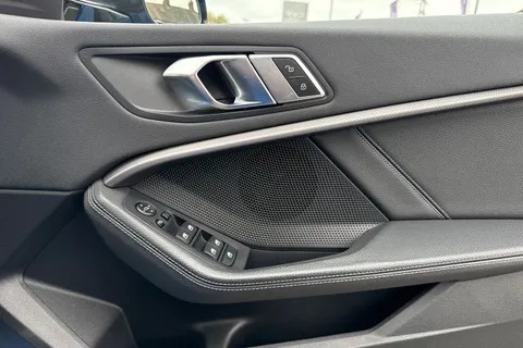 NL70DXS BMW 1 Series 1.5 118i M Sport Euro 6 (s/s) 5dr Thumbnail #19