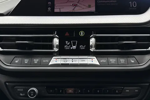 NL70DXS BMW 1 Series 1.5 118i M Sport Euro 6 (s/s) 5dr Thumbnail #20