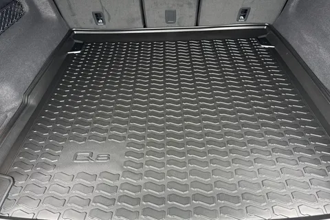 DA75CJO Audi Q8 3.0 TDI V6 50 Black Edition Tiptronic quattro Euro 6 (s/s) 5dr Thumbnail #7