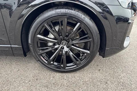 DA75CJO Audi Q8 3.0 TDI V6 50 Black Edition Tiptronic quattro Euro 6 (s/s) 5dr Thumbnail #10