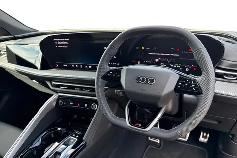 DK75UVJ Audi Q5 2.0 TFSI S line S Tronic quattro Euro 6 (s/s) 5dr Thumbnail #18