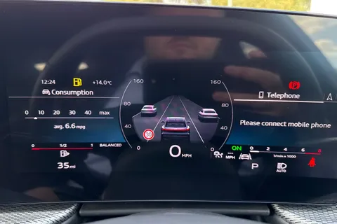 DK75UVJ Audi Q5 2.0 TFSI S line S Tronic quattro Euro 6 (s/s) 5dr Thumbnail #29