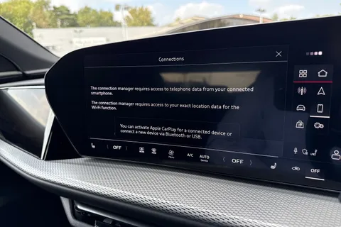 DK75UVA Audi Q5 2.0 TDI Launch Edition Sportback S Tronic quattro Euro 6 (s/s) 5dr Thumbnail #40