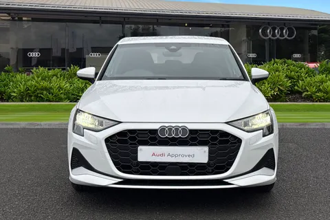 PY25EAJ Audi A3 Sport 40 TFSI e  204 PS S tronic Thumbnail #6