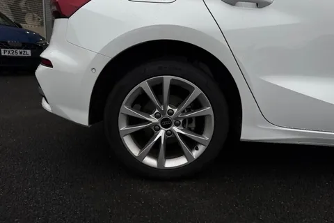 PY25EAJ Audi A3 Sport 40 TFSI e  204 PS S tronic Thumbnail #12