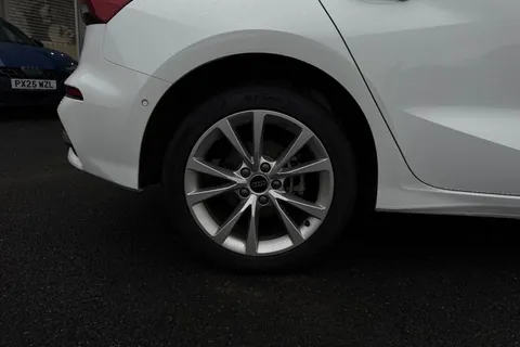 PY25EAJ Audi A3 Sport 40 TFSI e  204 PS S tronic Thumbnail #13