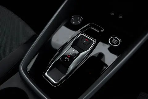 PY25EAJ Audi A3 Sport 40 TFSI e  204 PS S tronic Thumbnail #23