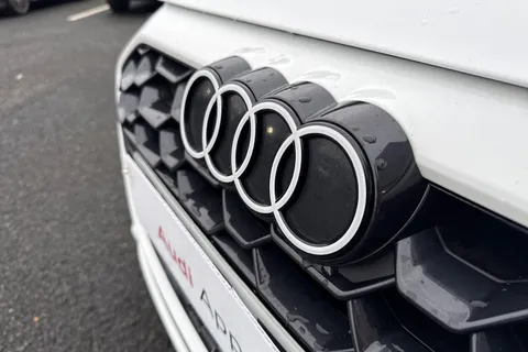 PY25EAJ Audi A3 Sport 40 TFSI e  204 PS S tronic Thumbnail #25