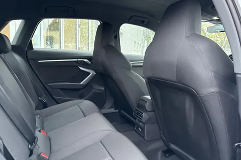PY25EAJ Audi A3 Sport 40 TFSI e  204 PS S tronic Thumbnail #40