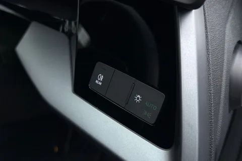 PY25EAJ Audi A3 Sport 40 TFSI e  204 PS S tronic Thumbnail #45