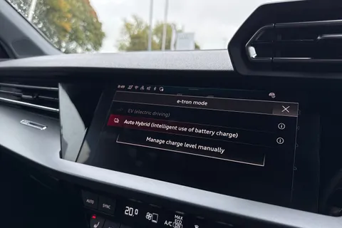 PY25EAJ Audi A3 Sport 40 TFSI e  204 PS S tronic Thumbnail #58