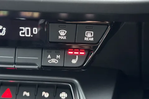 PY25EAJ Audi A3 Sport 40 TFSI e  204 PS S tronic Thumbnail #61