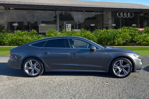 PX75KKD Audi A7 2.0 TFSIe 50 S line Sportback S Tronic quattro Euro 6 (s/s) 5dr 17.9kWh Thumbnail #4