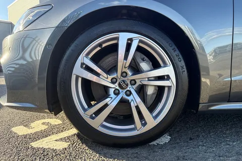 PX75KKD Audi A7 2.0 TFSIe 50 S line Sportback S Tronic quattro Euro 6 (s/s) 5dr 17.9kWh Thumbnail #10