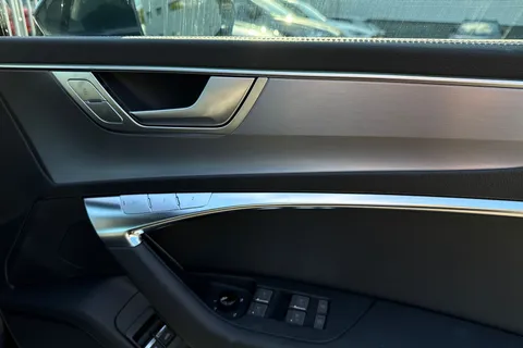 PX75KKD Audi A7 2.0 TFSIe 50 S line Sportback S Tronic quattro Euro 6 (s/s) 5dr 17.9kWh Thumbnail #21