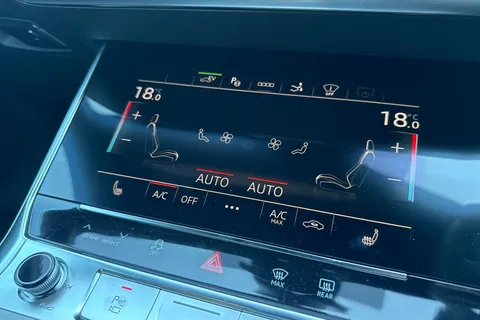 PX75KKD Audi A7 2.0 TFSIe 50 S line Sportback S Tronic quattro Euro 6 (s/s) 5dr 17.9kWh Thumbnail #22