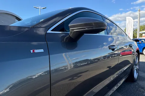 PX75KKD Audi A7 2.0 TFSIe 50 S line Sportback S Tronic quattro Euro 6 (s/s) 5dr 17.9kWh Thumbnail #28