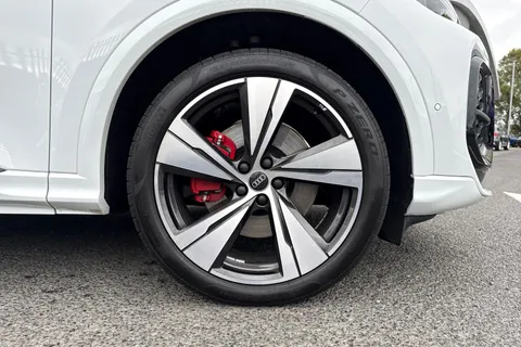 PX75KMY Audi Q5 SUV Edition 1 TDI quattro 204 PS S tronic Thumbnail #14