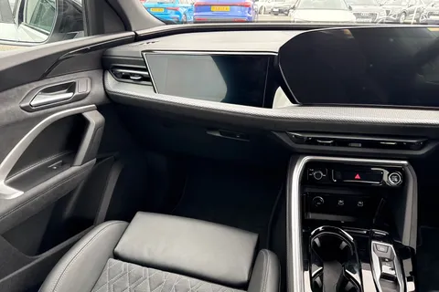 PX75KMY Audi Q5 SUV Edition 1 TDI quattro 204 PS S tronic Thumbnail #21