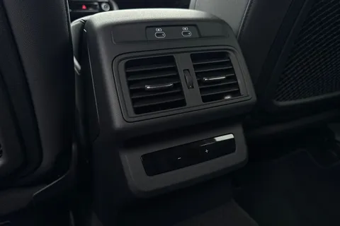 PX75KMY Audi Q5 SUV Edition 1 TDI quattro 204 PS S tronic Thumbnail #26